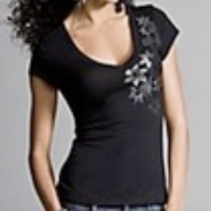 EXPRESS Black & Flower Silver Sequin V-Neck Tee XXS